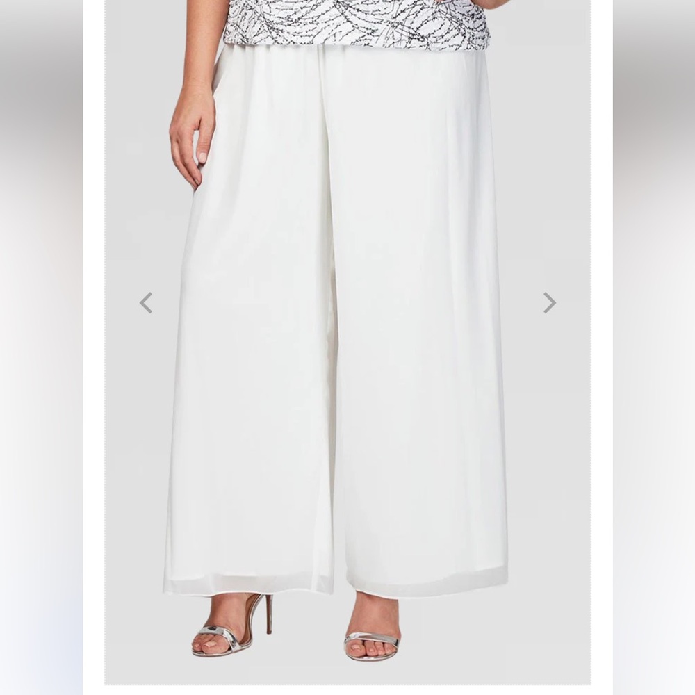 Alex Evenings Ivory Silky Chiffon Wide Leg Elastic Waist Pants Size 3X NWT